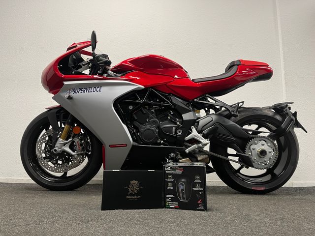 mv-agusta - superveloce-800
