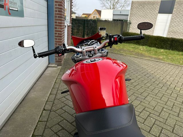 triumph - street-triple-r
