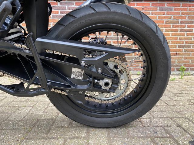 ktm - 1090-adventure-r