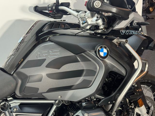bmw - r-1200-gs-adventure-triple-black