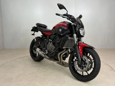 YAMAHA MT 07 ABS – foto 2