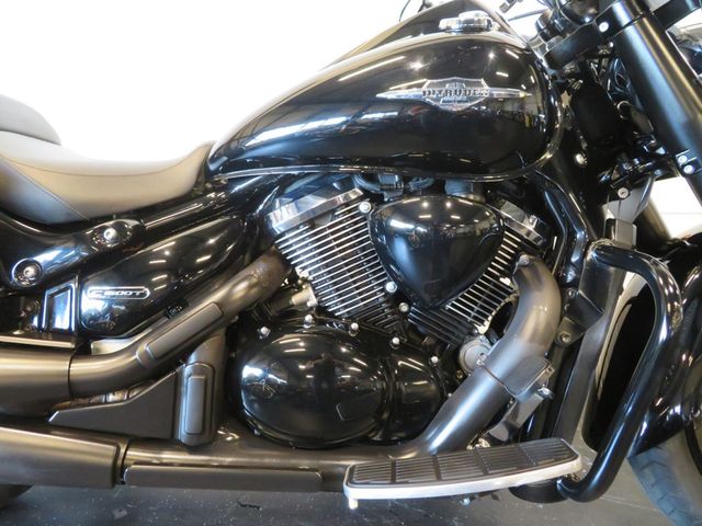 suzuki - vl-1500-intruder