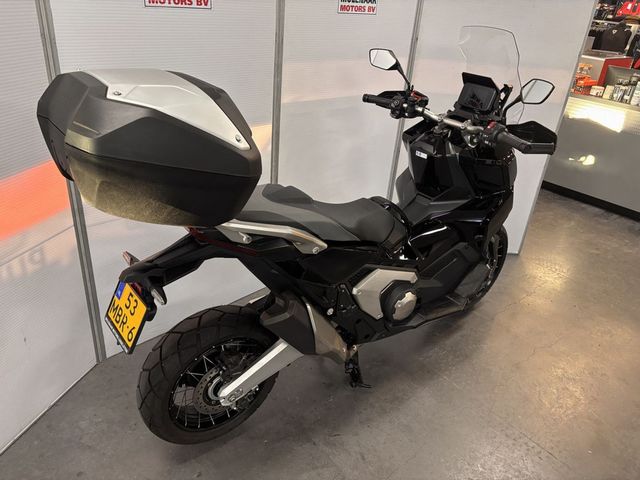 honda - x-adv