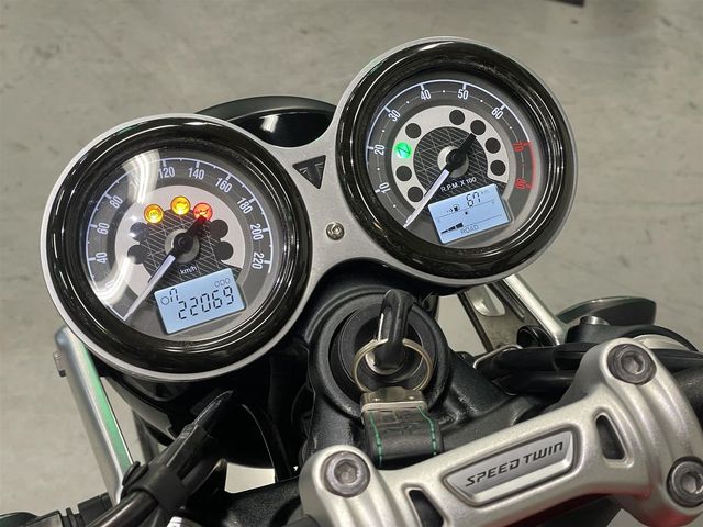 triumph - speed-twin-1200
