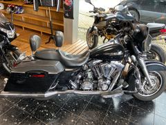 HARLEY-DAVIDSON STREET GLIDE FLHX