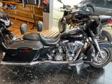 HARLEY-DAVIDSON STREET GLIDE FLHX