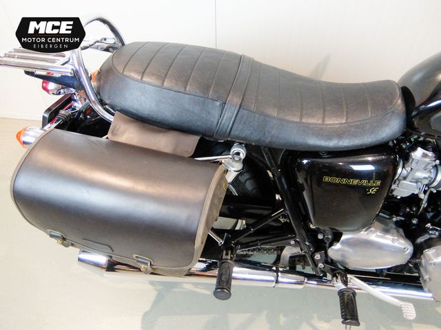 triumph - bonneville-se