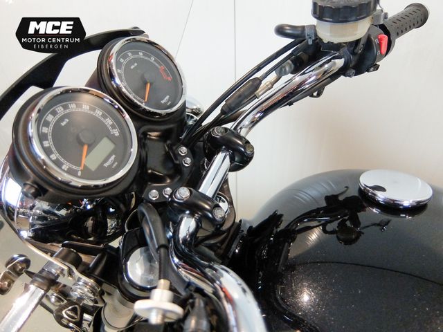 triumph - bonneville-se