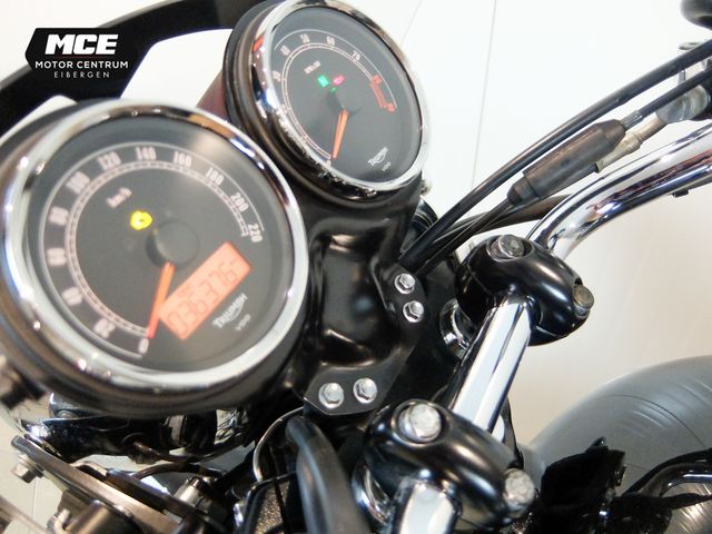 triumph - bonneville-se