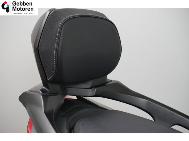 yamaha - tmax-tech-max-560