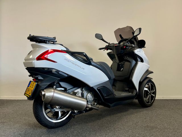 peugeot - metropolis-400