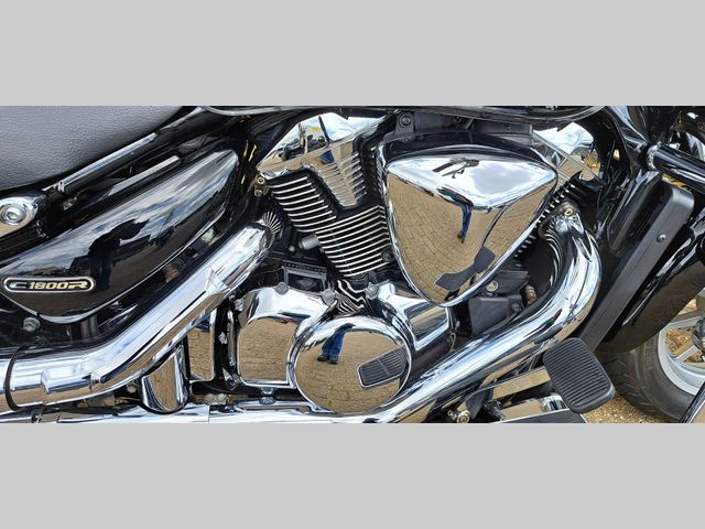 suzuki - intruder-c-1800-r-lc