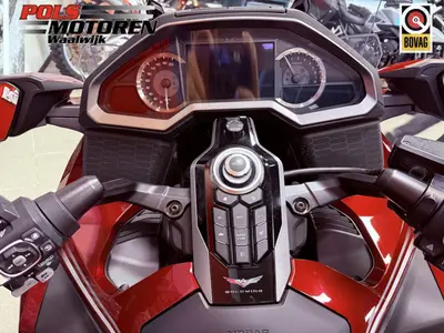 HONDA GL 1800 GOLDWING TOUR DCT – foto 3