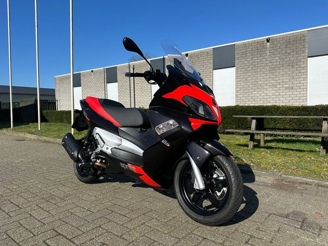 aprilia - sr-max-300-ie