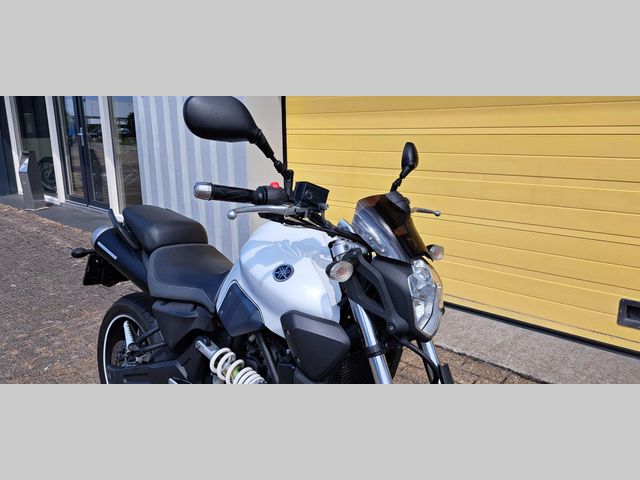 yamaha - mt-03