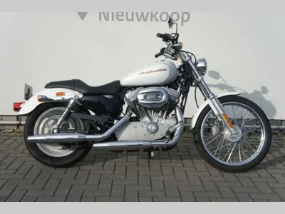 HARLEY-DAVIDSON SPORTSTER CUSTOM XL 883 C – foto 4