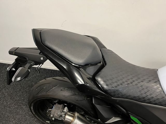 kawasaki - z-800-abs