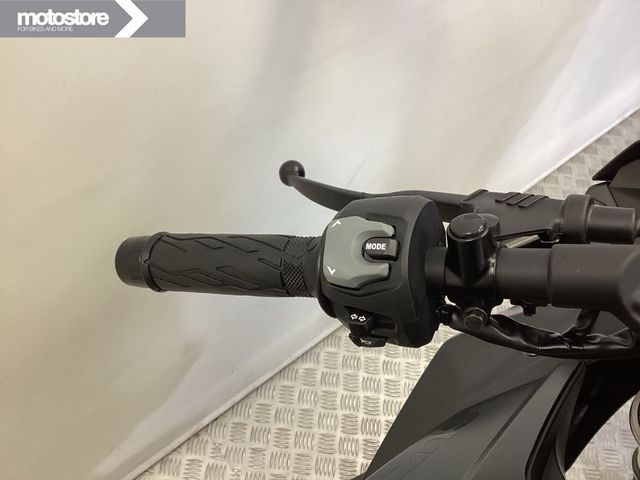 suzuki - gsx-8r