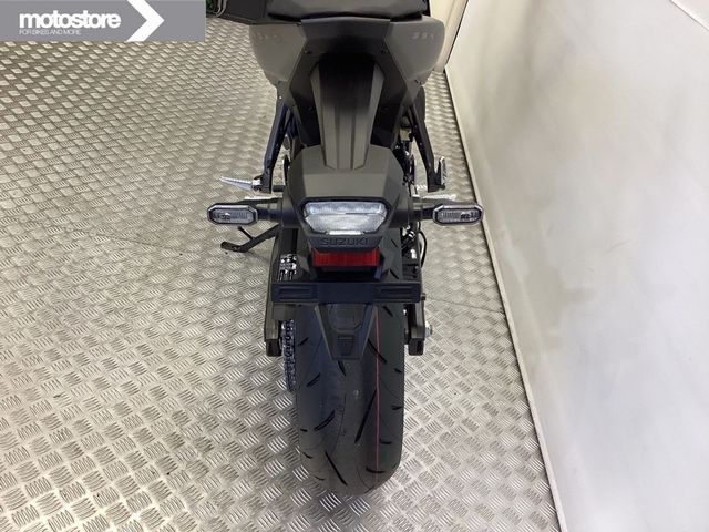 suzuki - gsx-8r