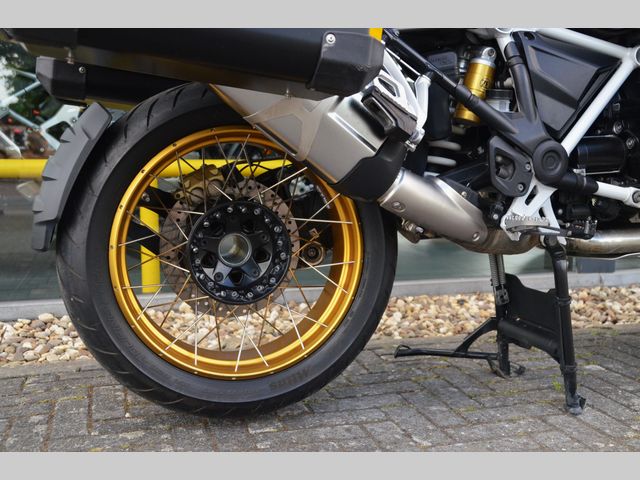 bmw - r-1250-gs-adventure