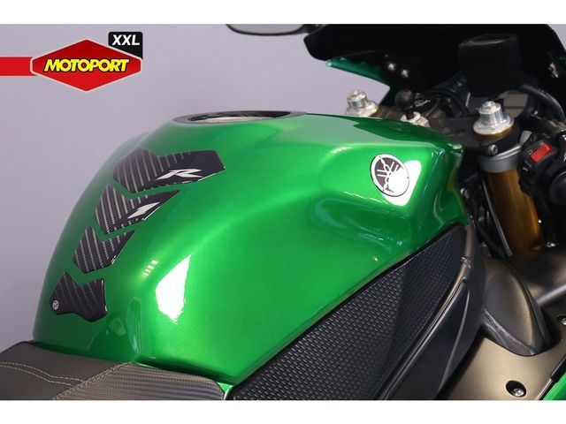 yamaha - yzf-r1