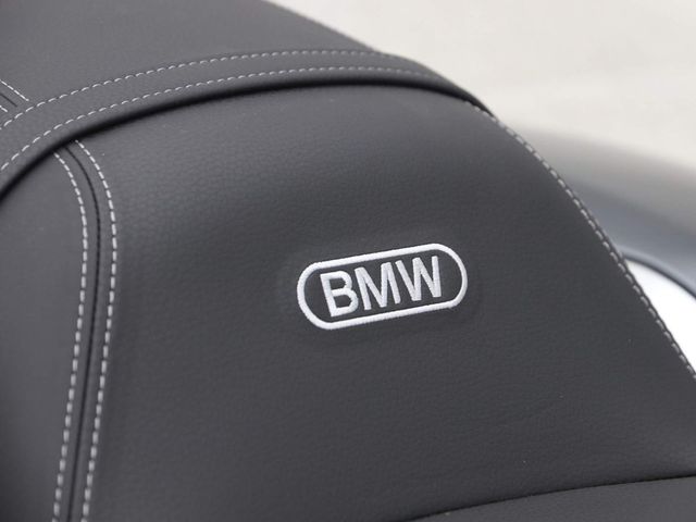 bmw - r-18