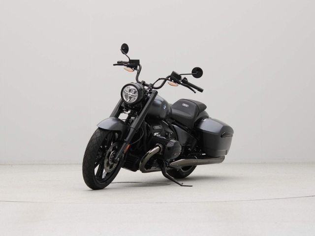 bmw - r-18