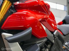 Ducati Streetfighter V4 S 2023 occasion – foto 18 van 20