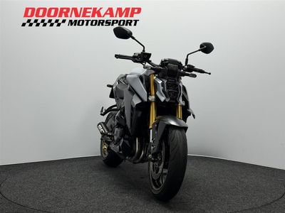 SUZUKI GSX-S 1000 – foto 4