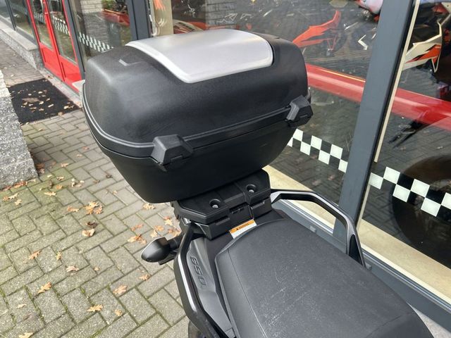 suzuki - v-strom-650-xta