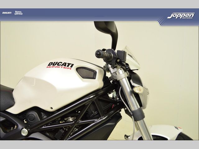 ducati - monster-696