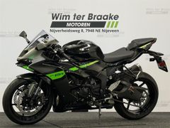 KAWASAKI NINJA ZX-6R