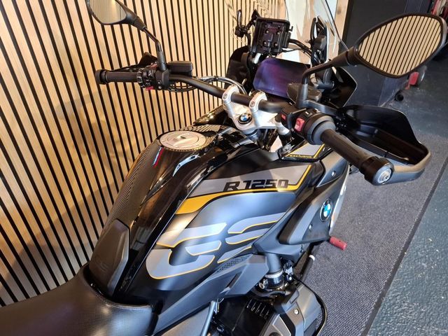 bmw - r-1250-gs