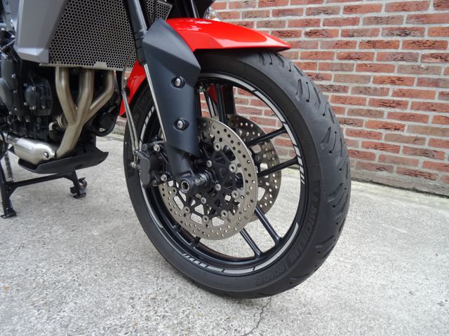 triumph - tiger-800-xrt