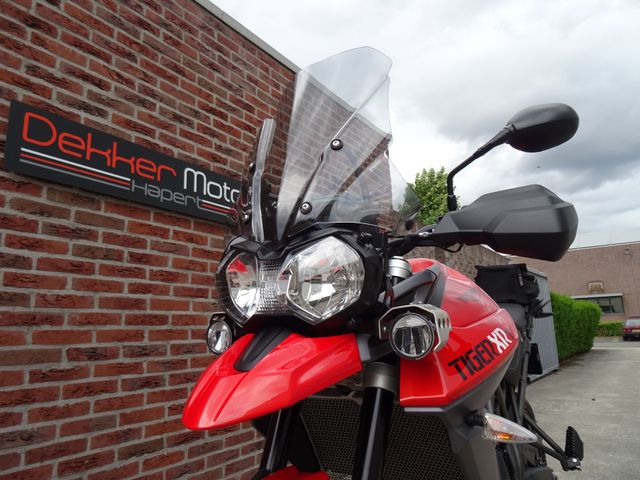 triumph - tiger-800-xrt