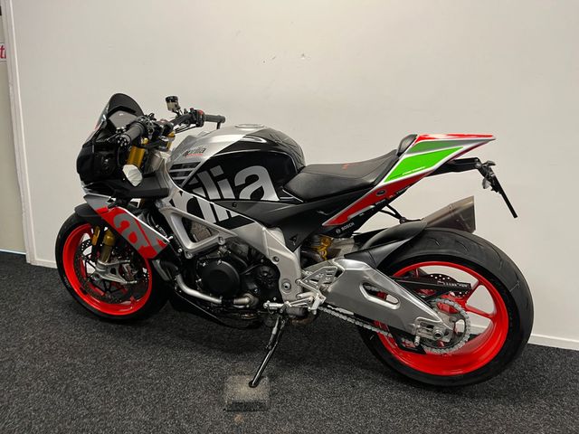 aprilia - tuono--v4-1100-factory