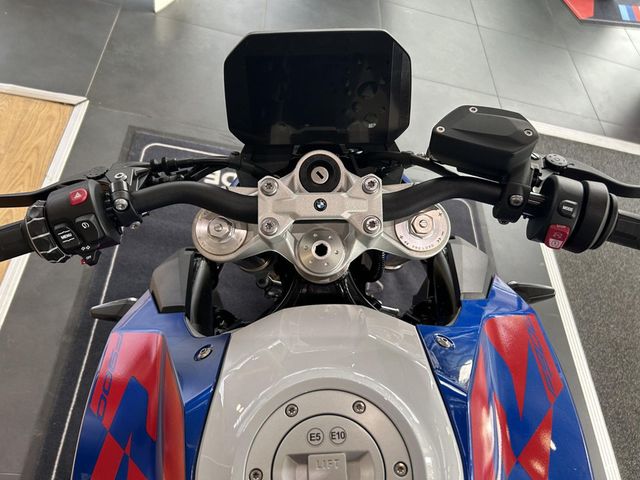 bmw - f-900-r