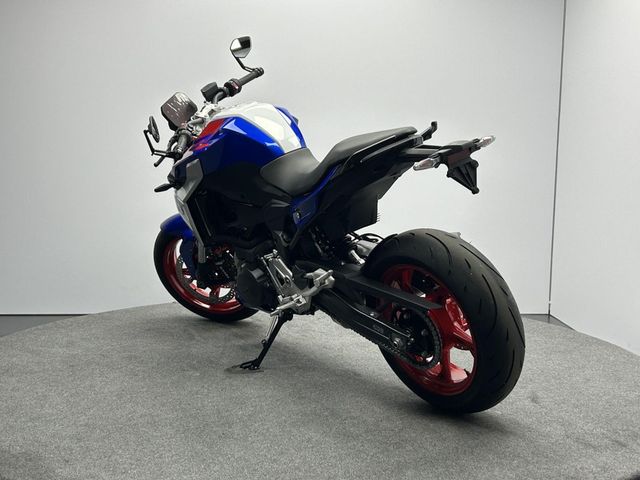 bmw - f-900-r