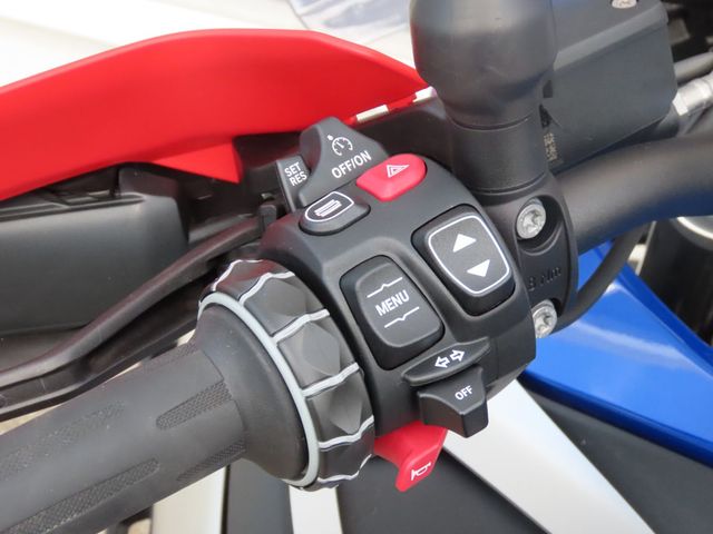 bmw - r-1300-gs-adventure