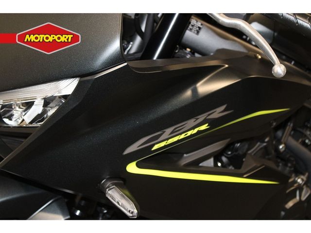 honda - cbr-650-r