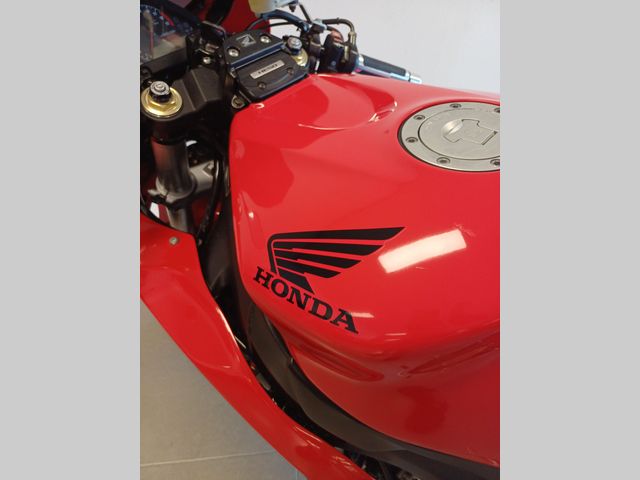 honda - cbr-1000-rr-fireblade