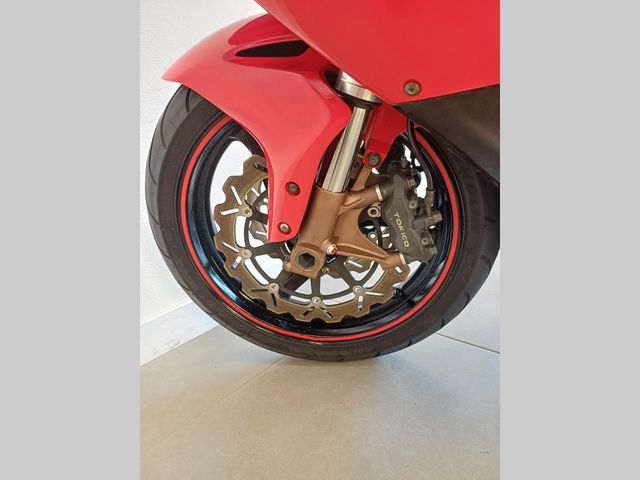 honda - cbr-1000-rr-fireblade