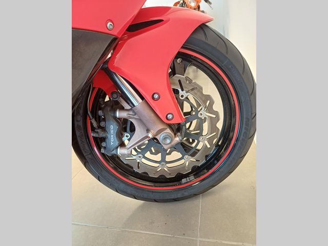 honda - cbr-1000-rr-fireblade