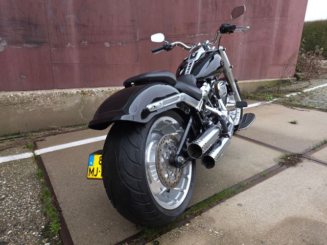 harley-davidson - softail-fatboy-114