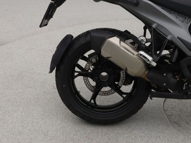 bmw - r-1300-gs