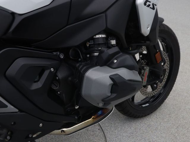 bmw - r-1300-gs
