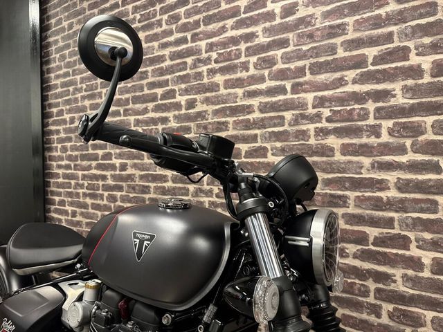 triumph - bonneville-bobber