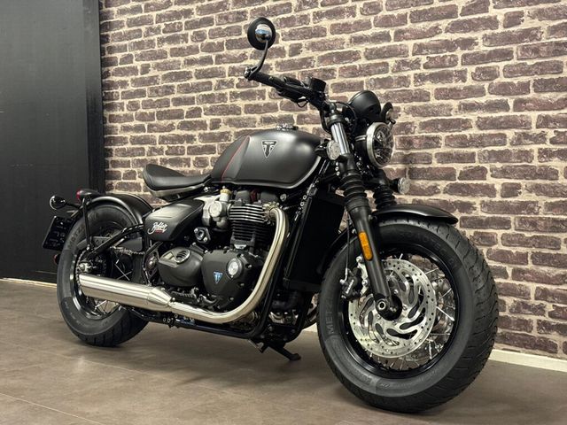 triumph - bonneville-bobber