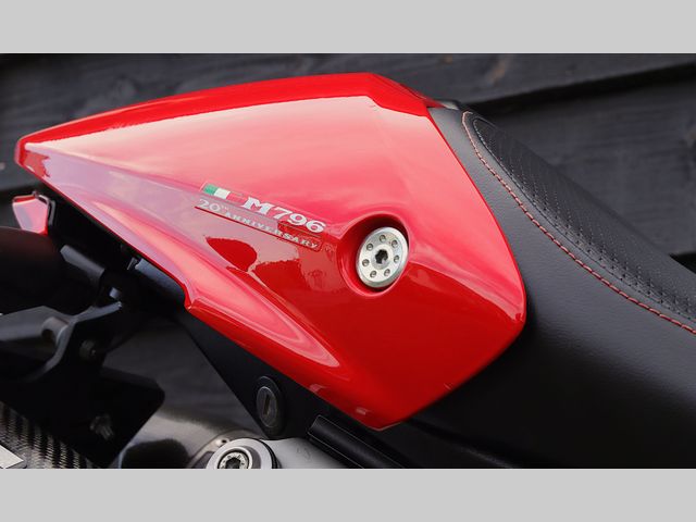 ducati - 796-monster