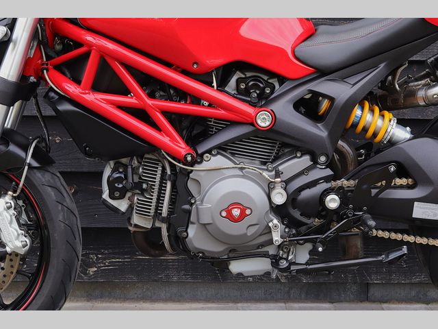 ducati - 796-monster